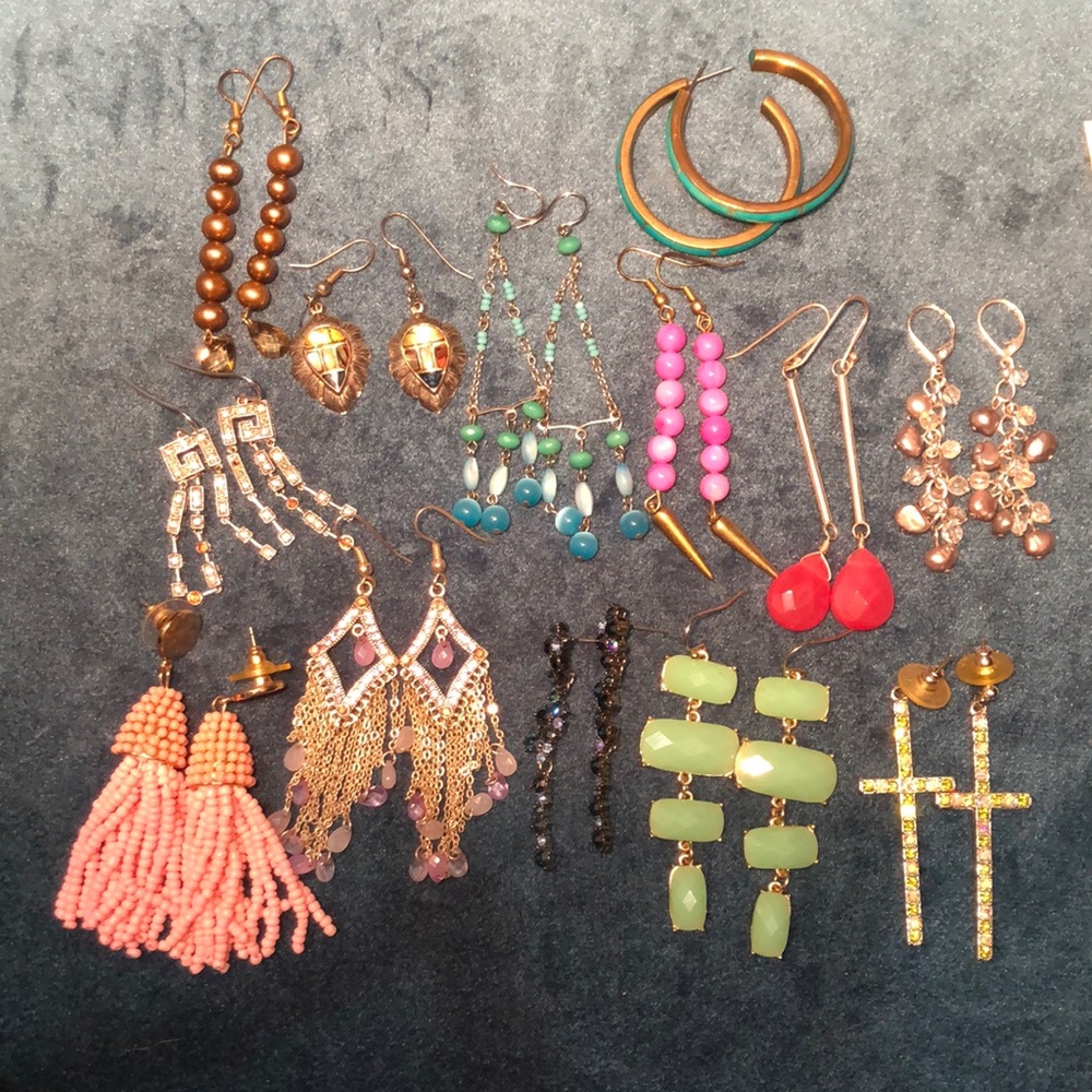 Assorted earrings 13 pair